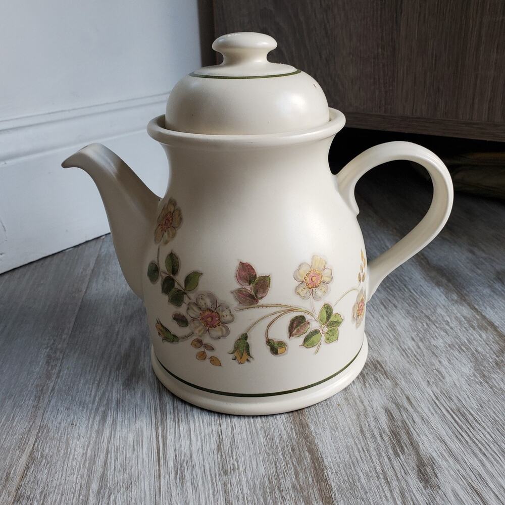 Vintage Marks & Spencer M&S Autumn Leaves 3pt Tea Coffee Pot w Lid